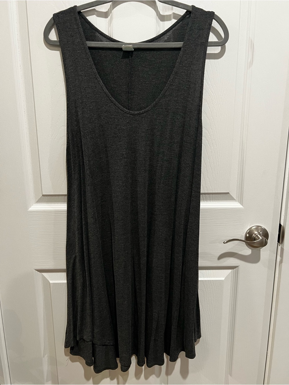 Classic Grey Sleeveless Midi Dress — Soft Flowy Scoop Neck